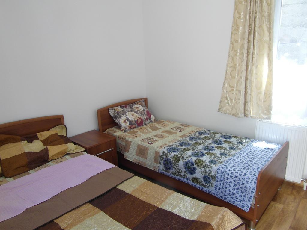 Peter'S Guest House Sighnaghi Rum bild